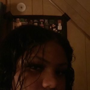 Meet your Posher, Daysia